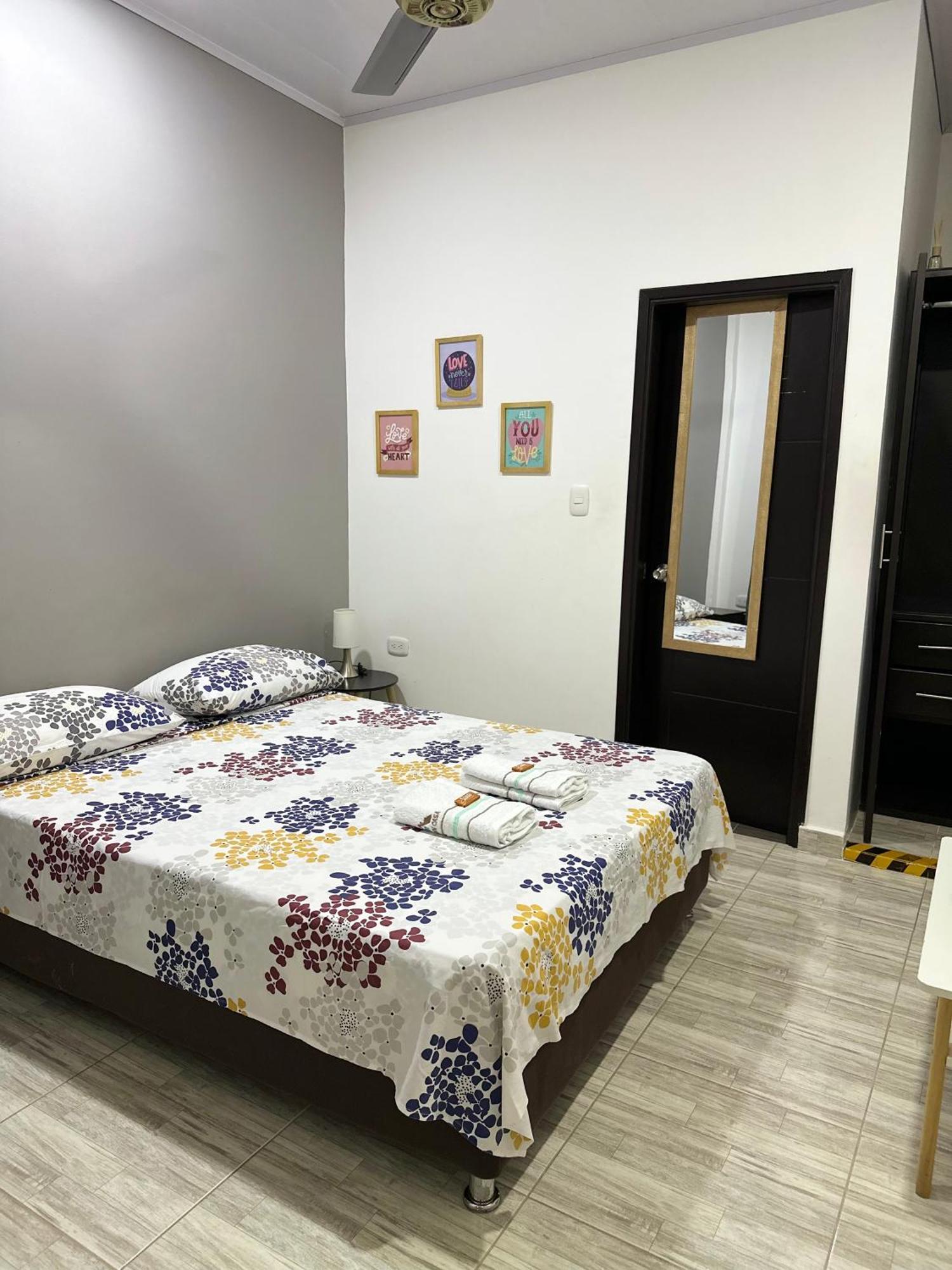Como En Casa La Dorada Eksteriør bilde